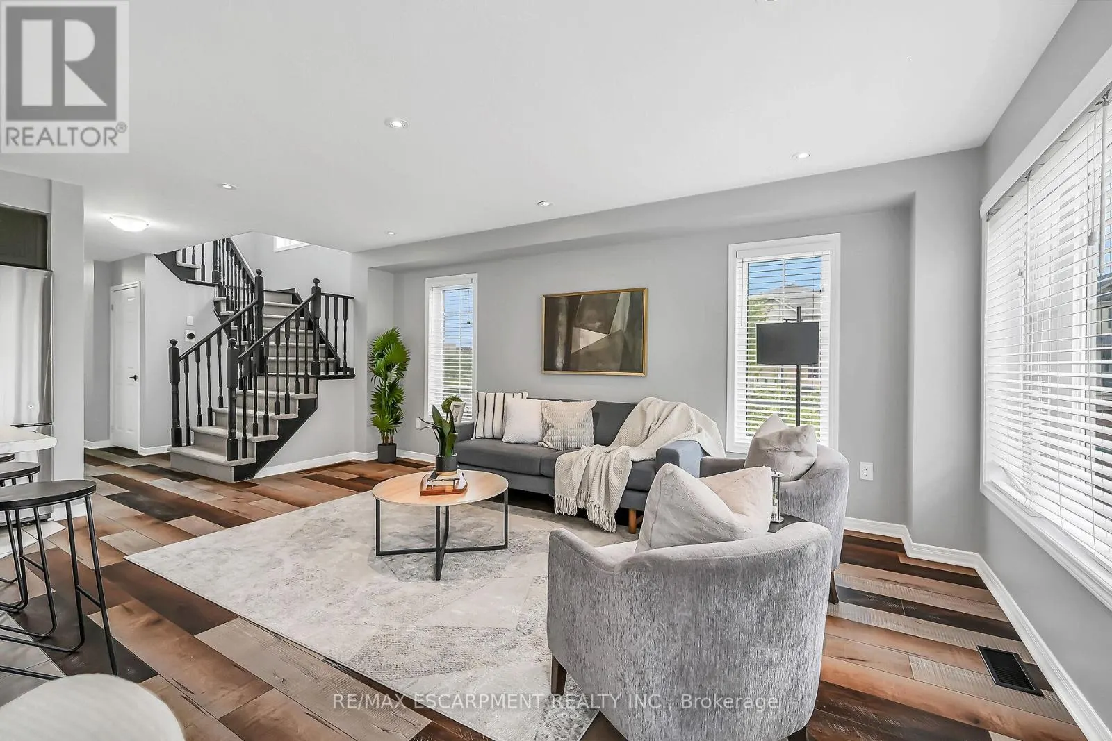 143 THOMPSON ROAD
