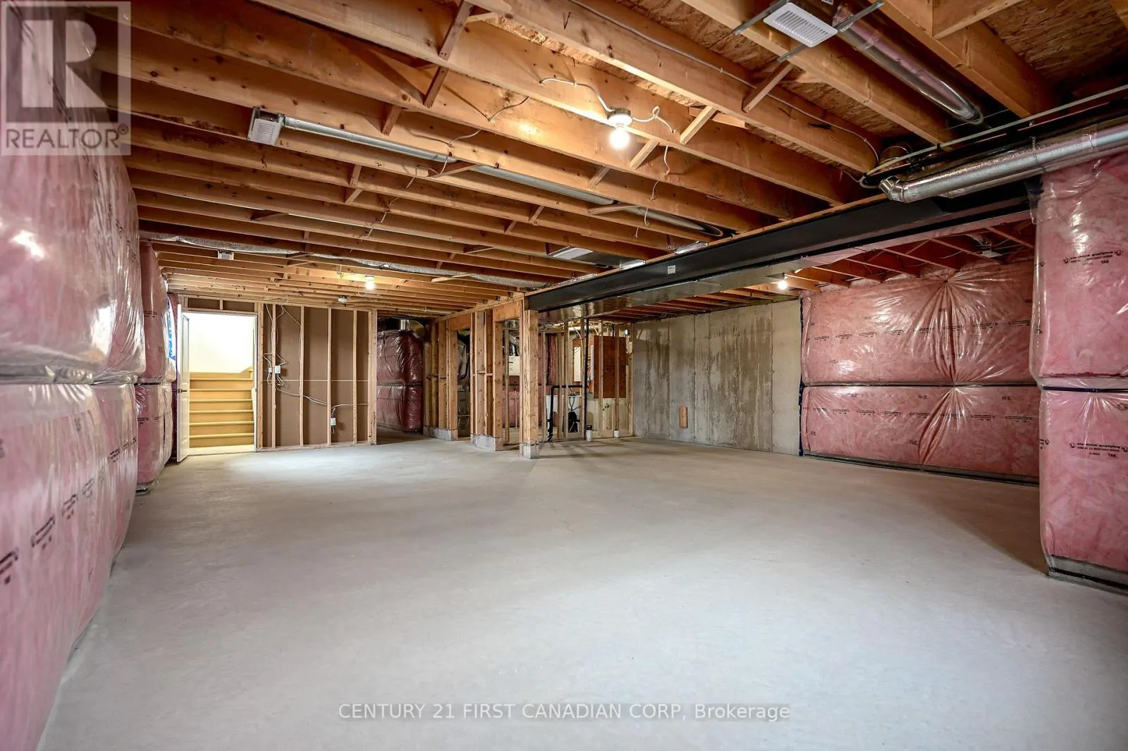 6674 HAYWARD DRIVE