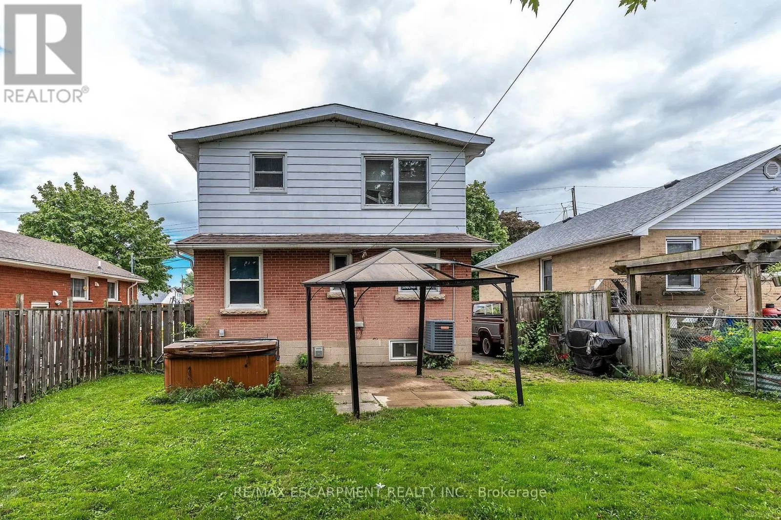 330 EAST 15TH STREET