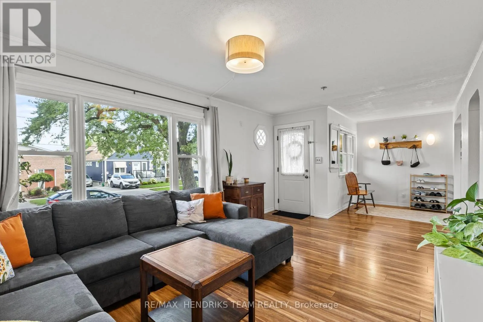 40 ALEXANDRA BOULEVARD