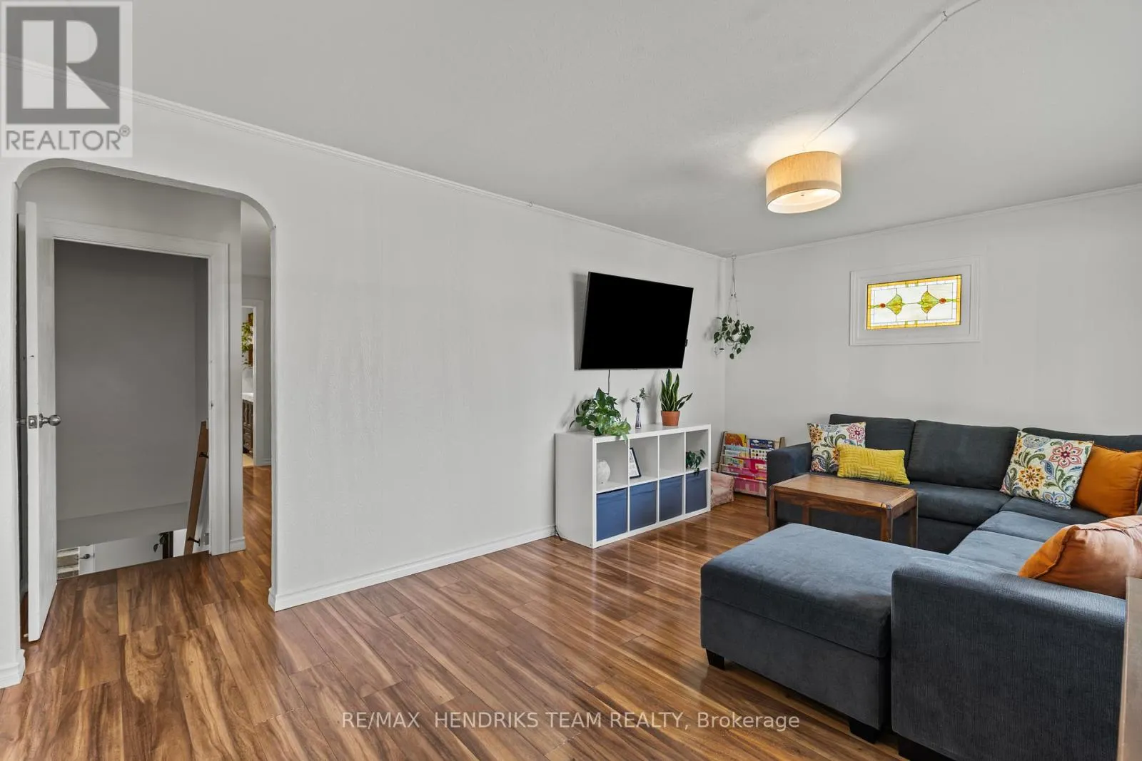 40 ALEXANDRA BOULEVARD