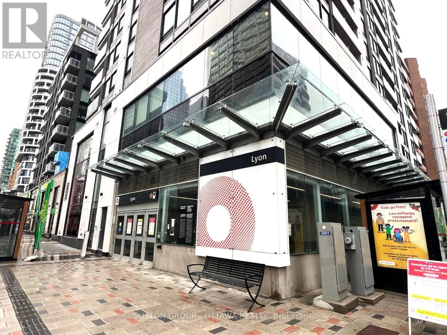 1001 - 340 QUEEN STREET