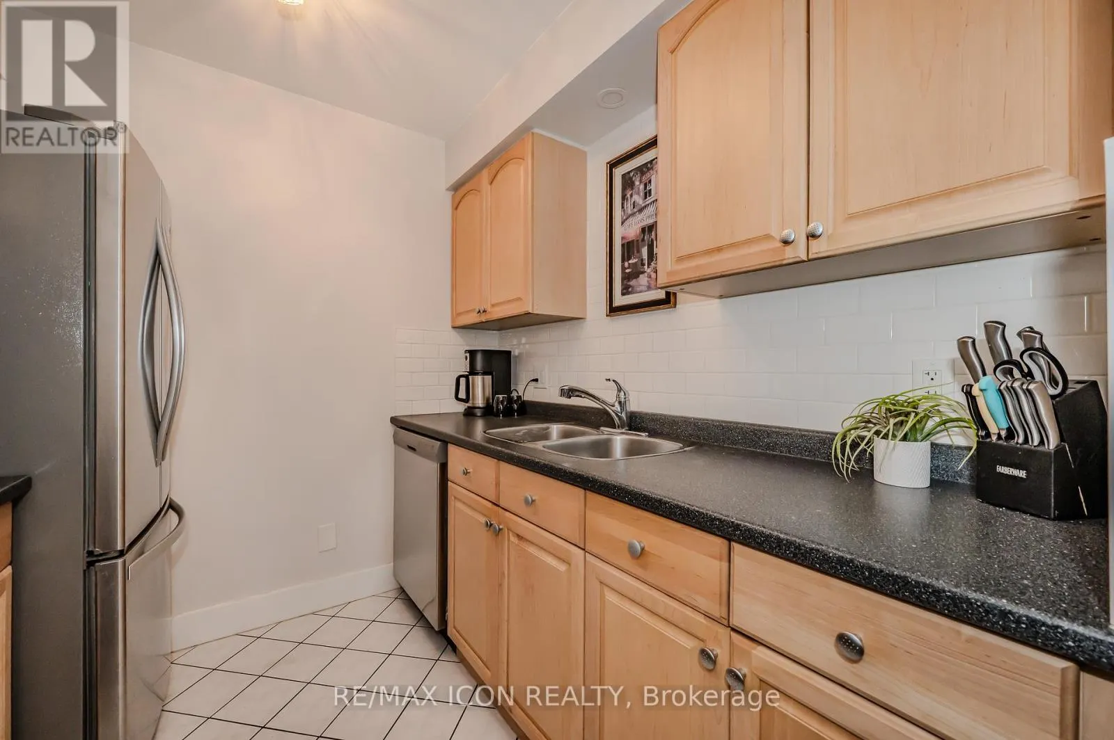 12 - 337 KINGSWOOD DRIVE