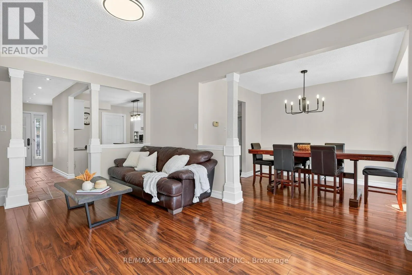 17 TAMI CRESCENT