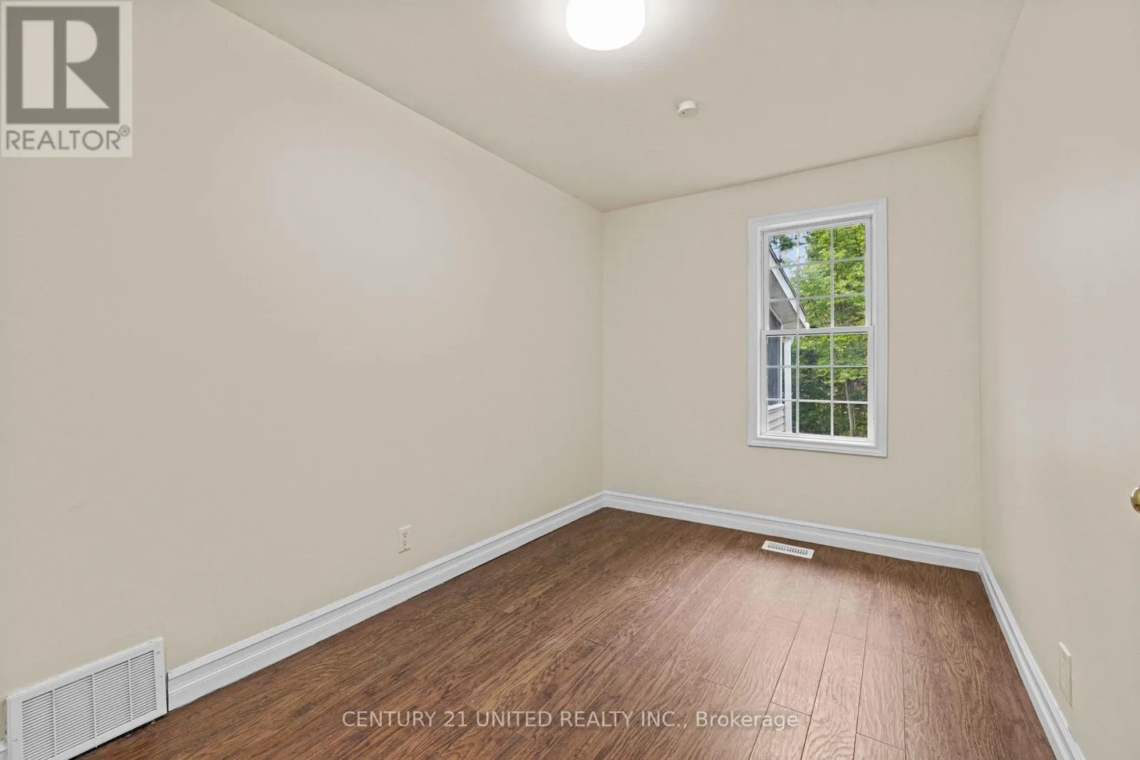 60 HEMLOCK STREET