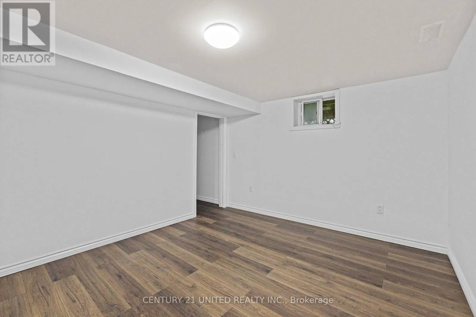 60 HEMLOCK STREET