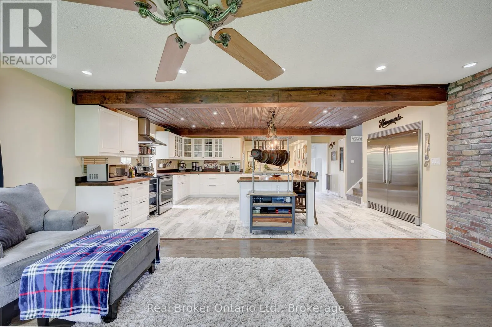 2859 DOMINION ROAD