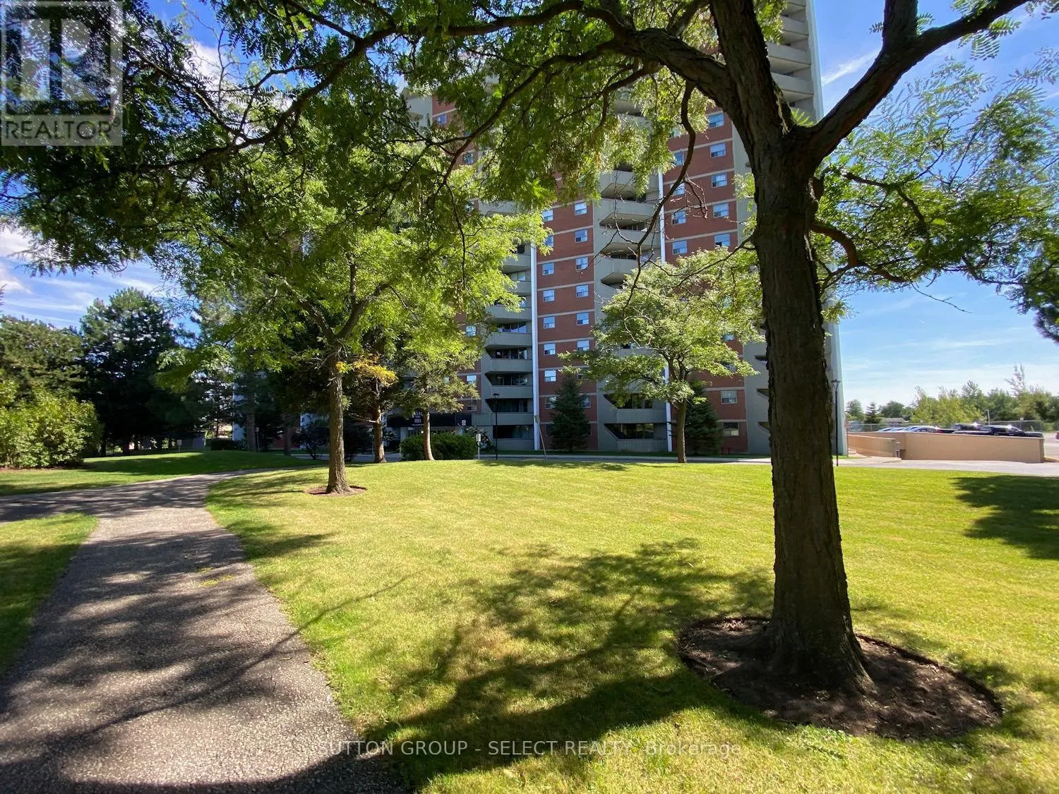 804 - 1105 JALNA BOULEVARD, #804