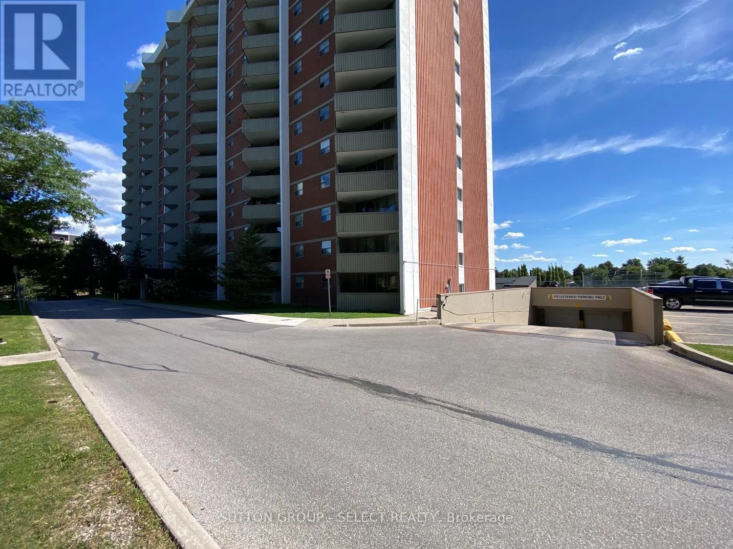 804 - 1105 JALNA BOULEVARD, #804