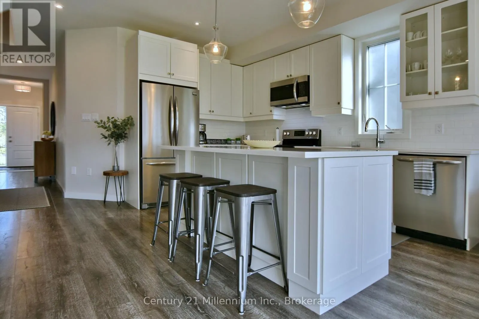 349 YELLOW BIRCH CRESCENT