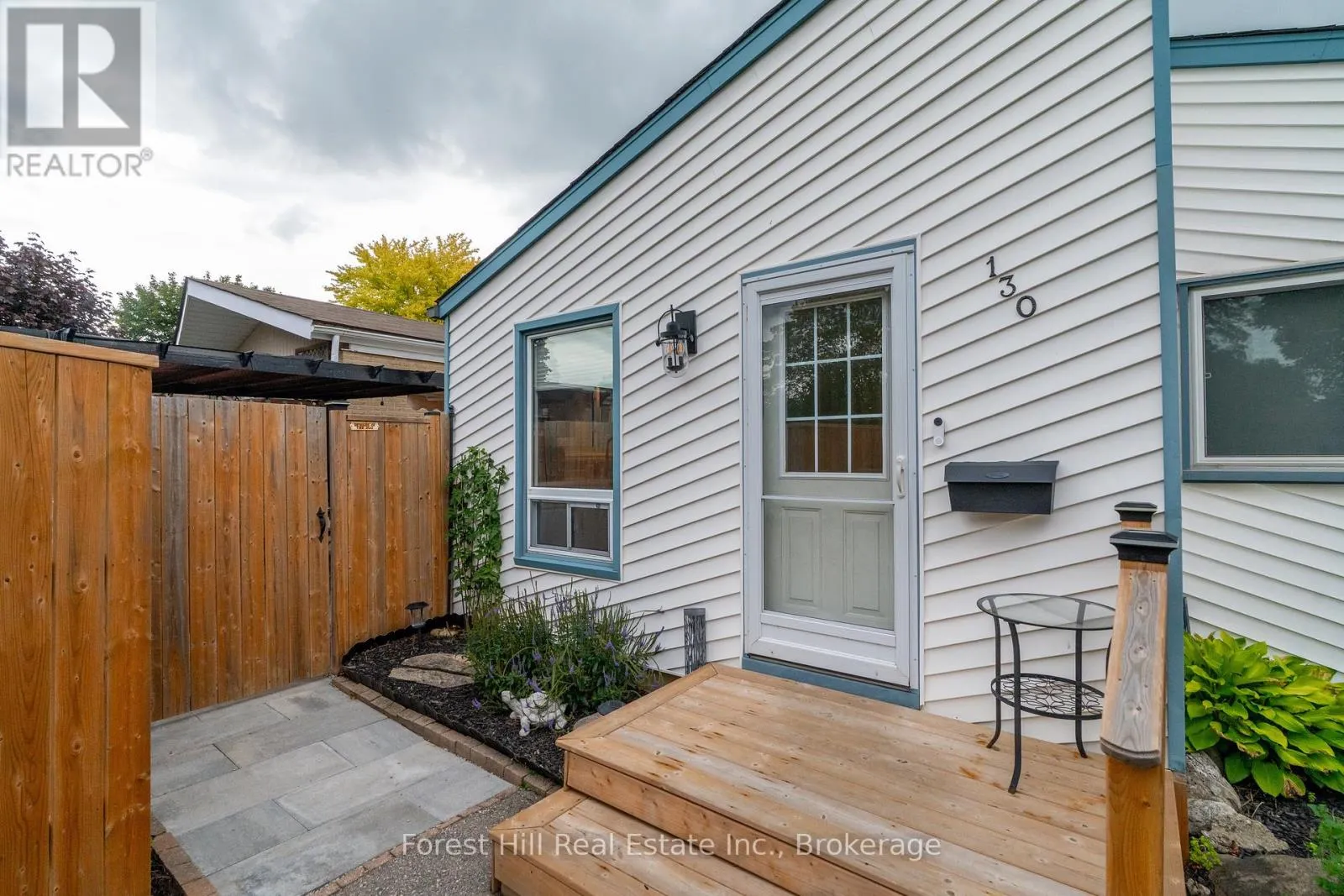 130 PEPPERWOOD CRESCENT