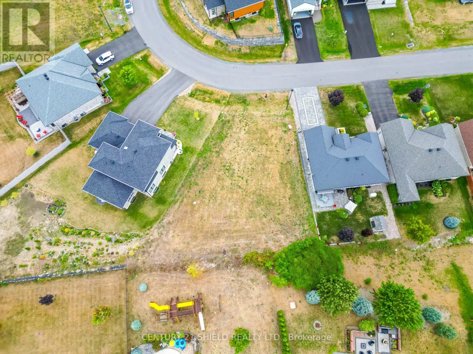 7 MATTHEW KIERAN CRESCENT