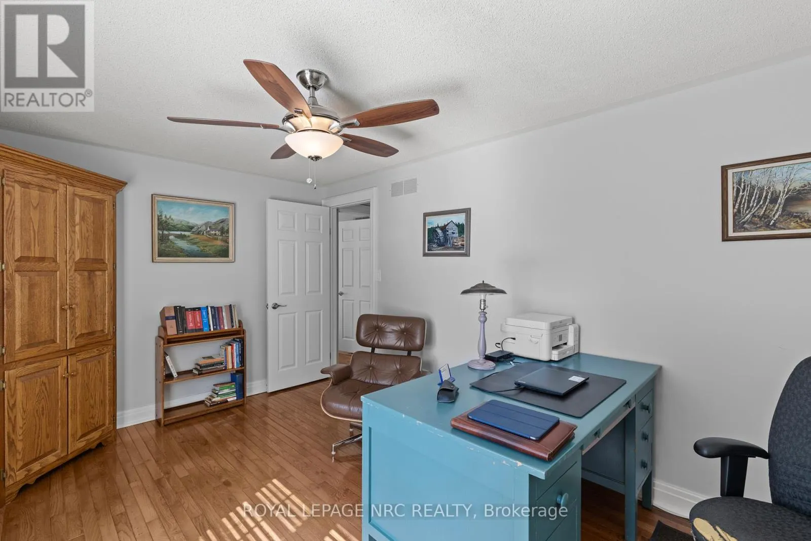 36 CONFEDERATION DRIVE