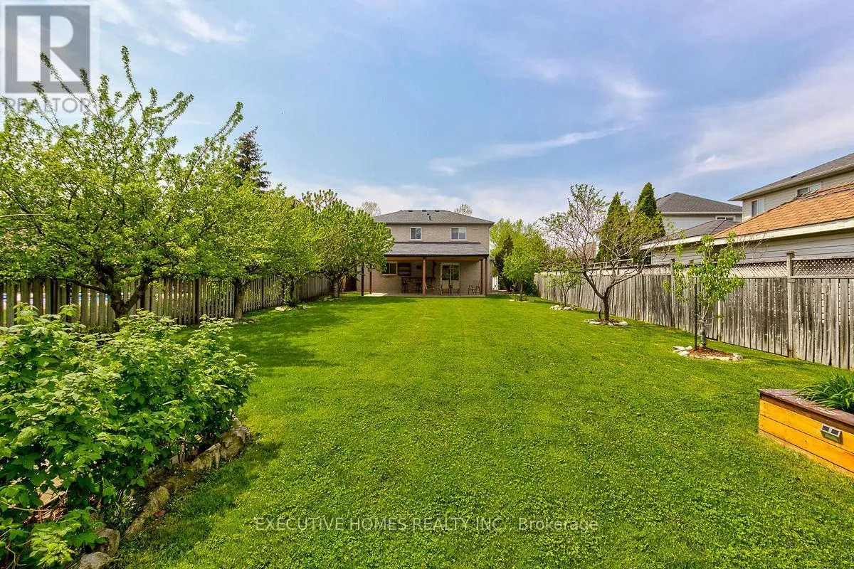 42 RICHMOND CRESCENT