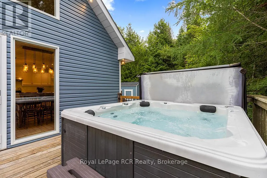 127 LAKEWOOD COUNTRY LANE