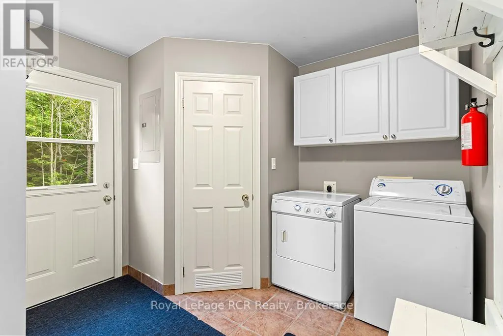 127 LAKEWOOD COUNTRY LANE