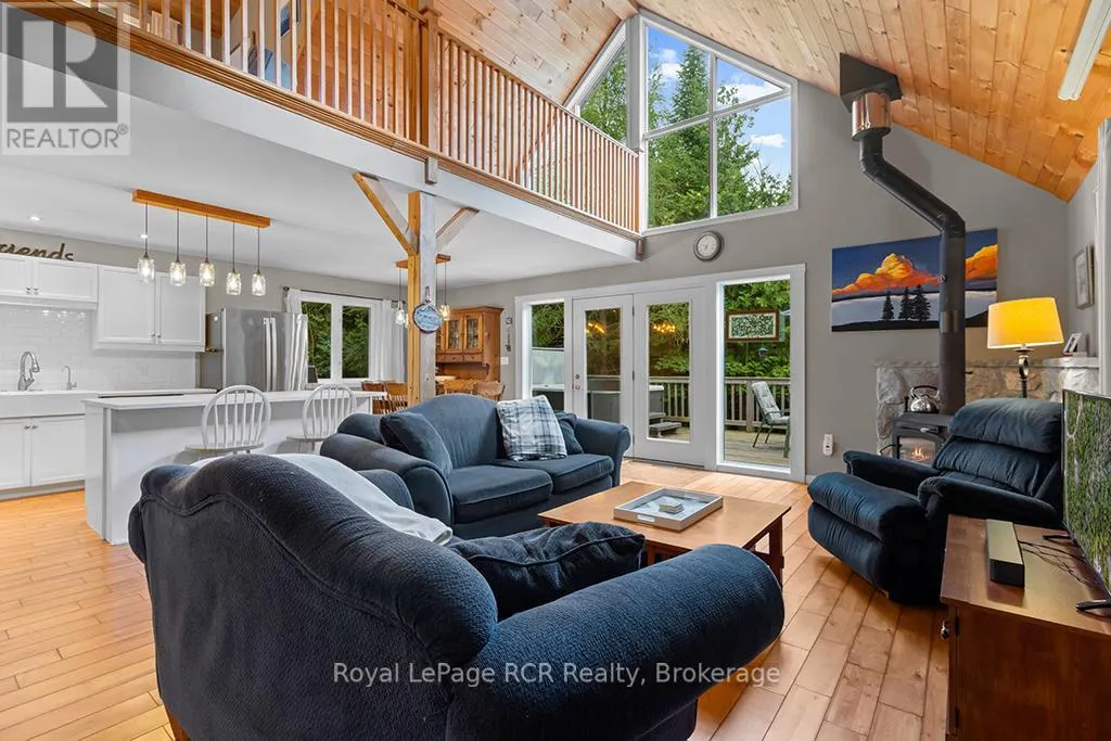 127 LAKEWOOD COUNTRY LANE