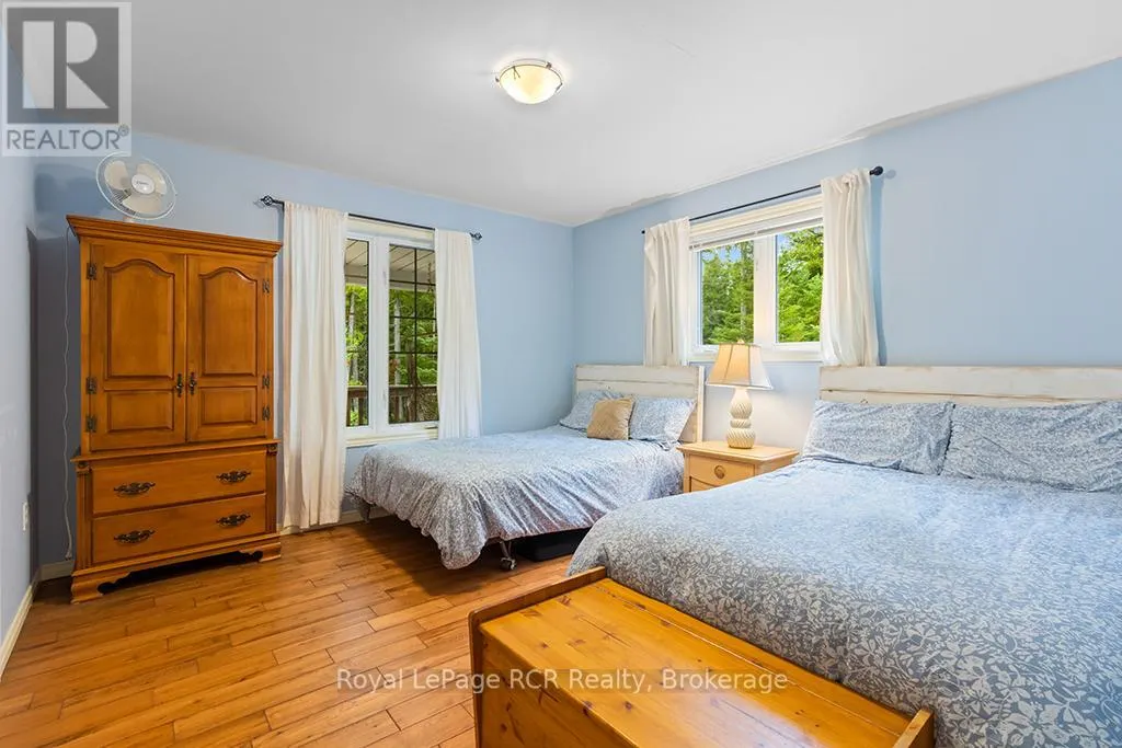 127 LAKEWOOD COUNTRY LANE