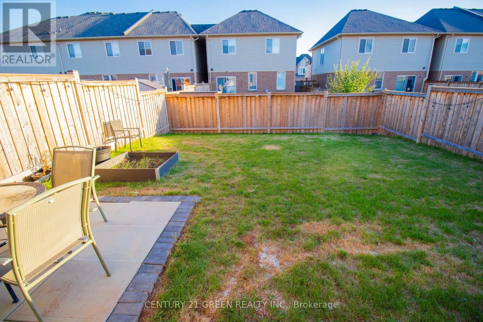 58 PINOT CRESCENT