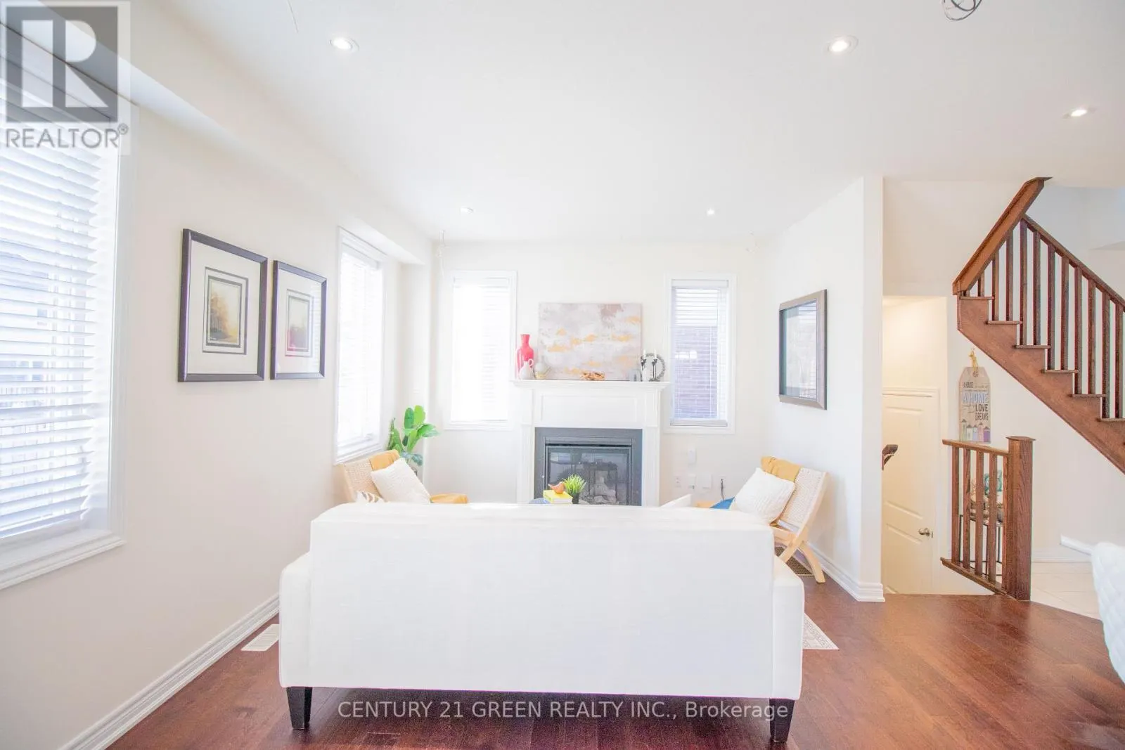 58 PINOT CRESCENT