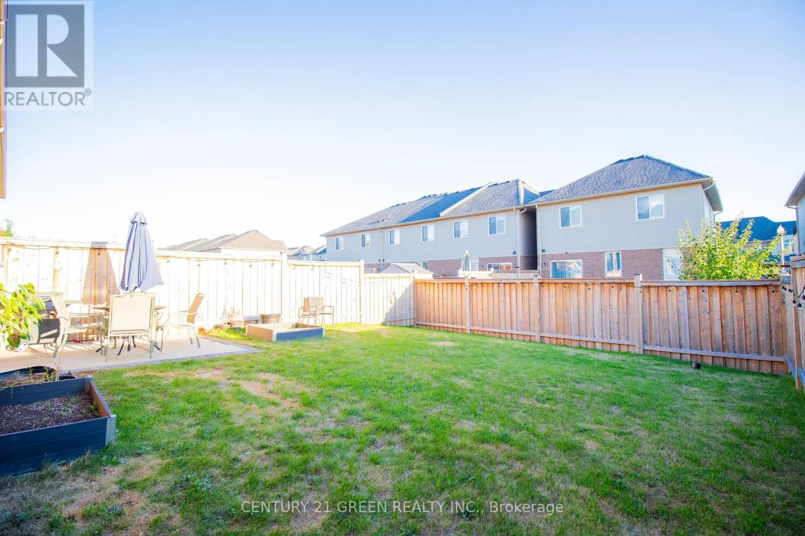 58 PINOT CRESCENT