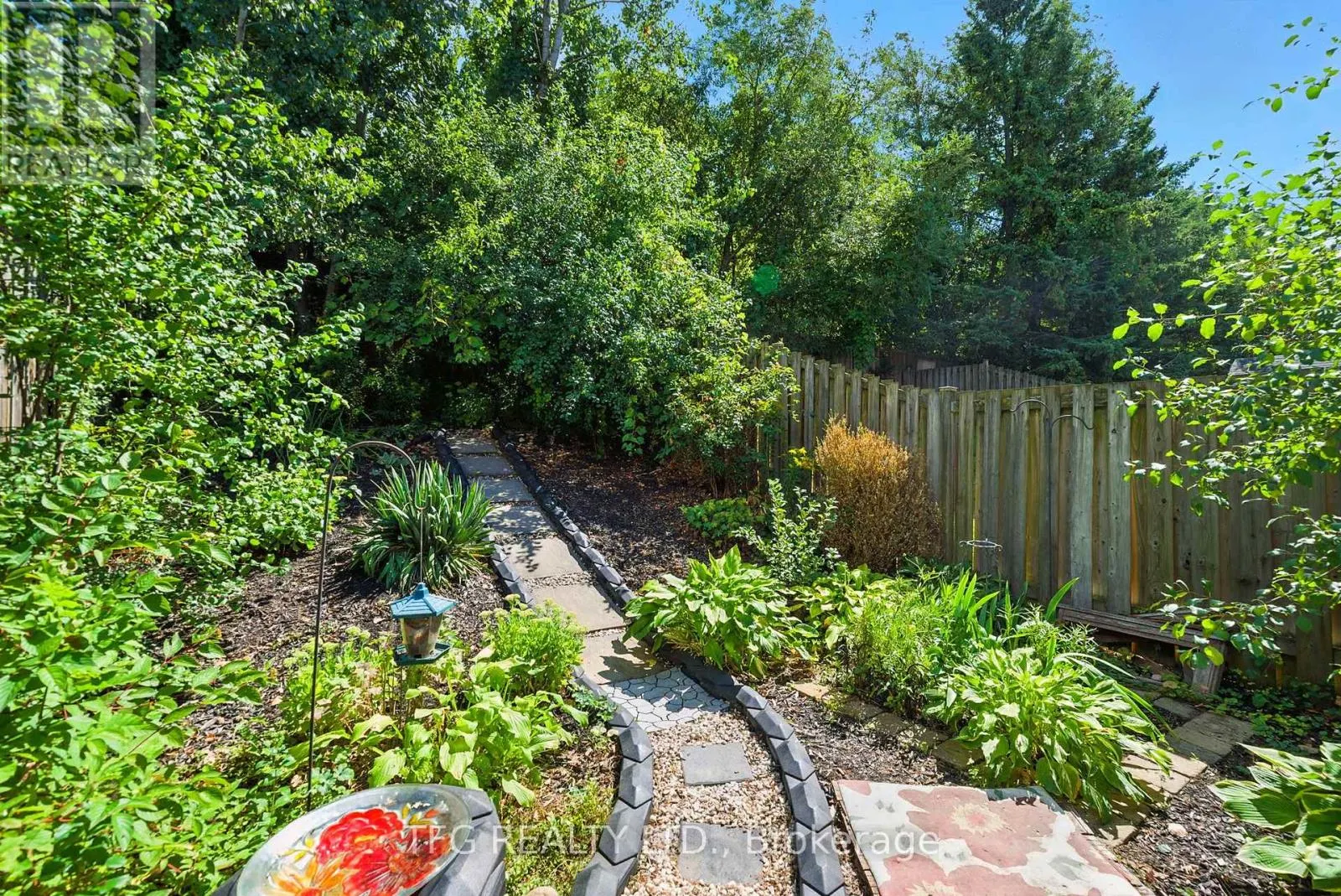 165 SUTHERLAND CRESCENT