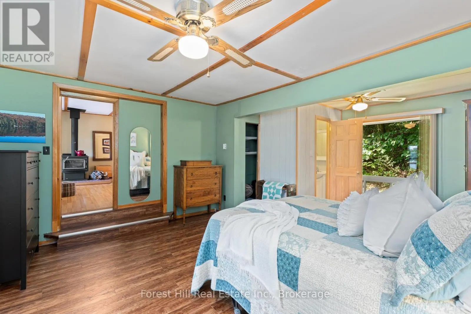3477 LIVINGSTONE LAKE ROAD