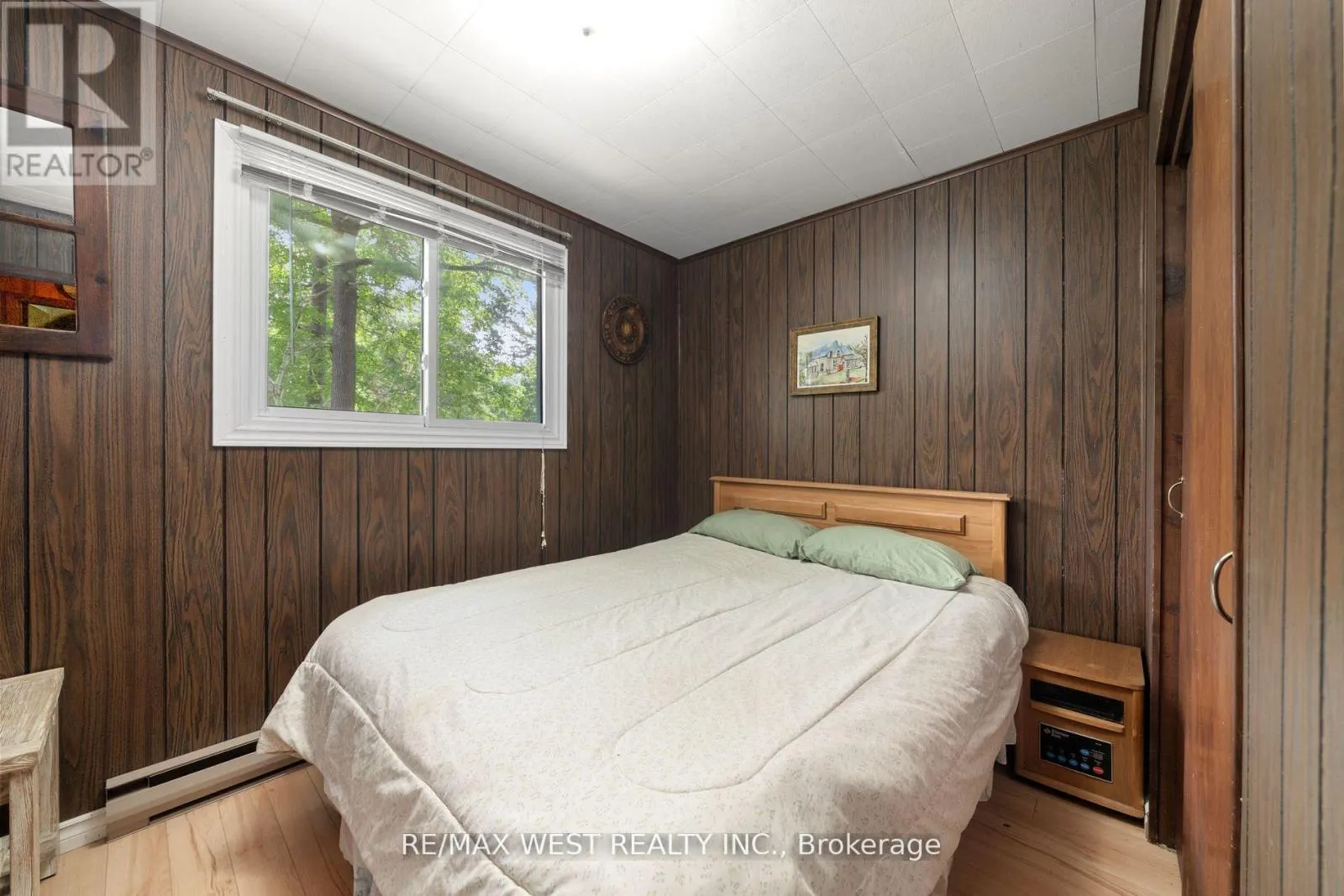 2735 SHEPHERD LANE
