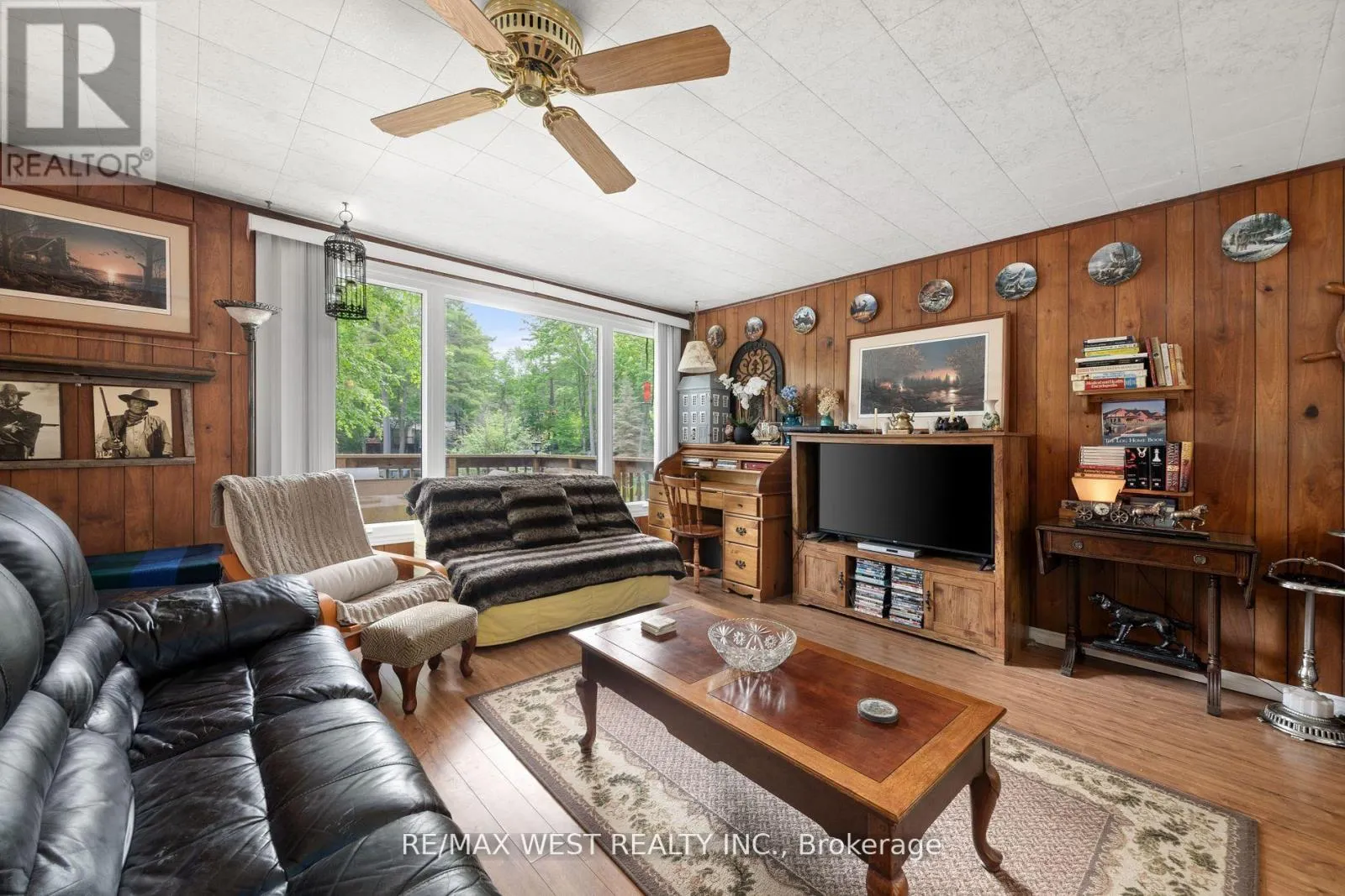 2735 SHEPHERD LANE