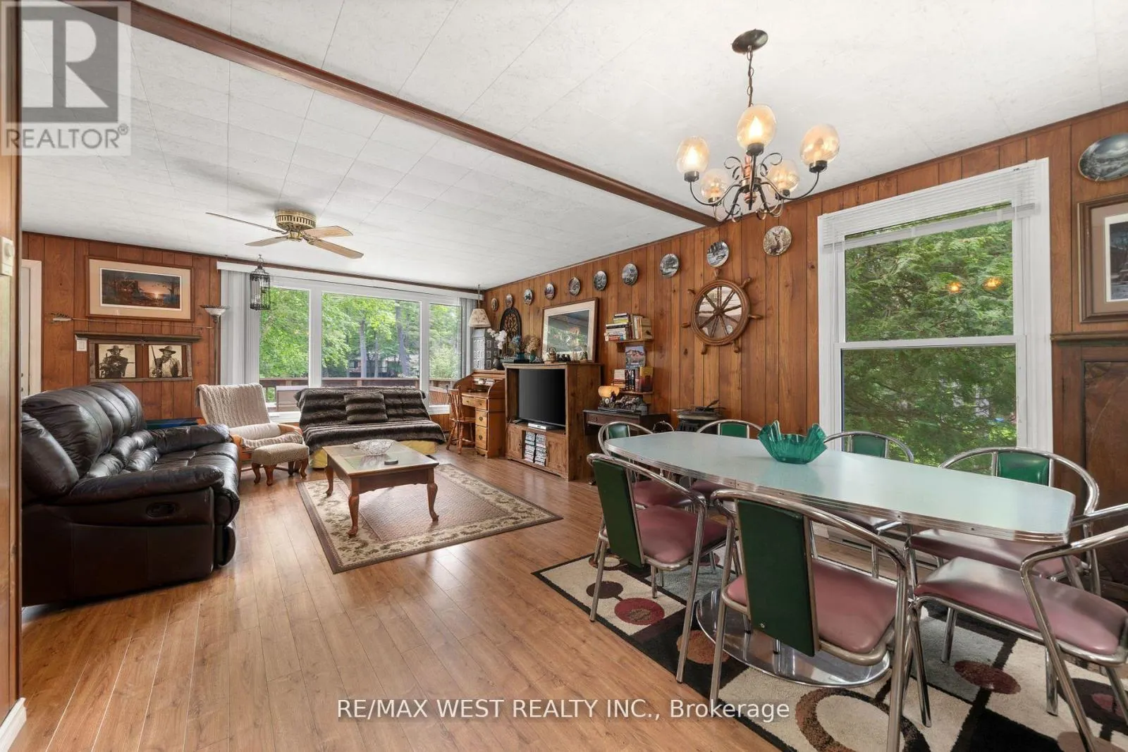2735 SHEPHERD LANE
