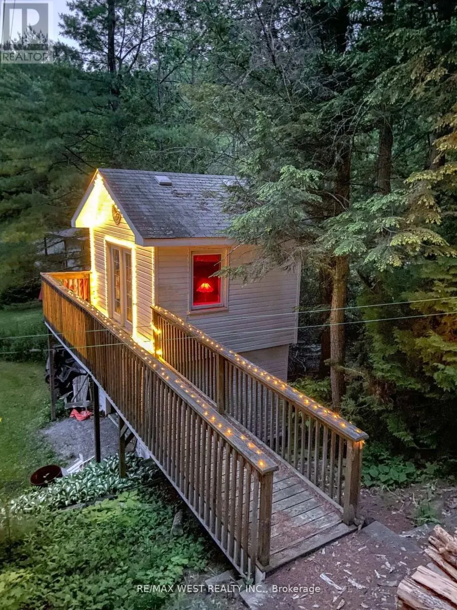 2735 SHEPHERD LANE