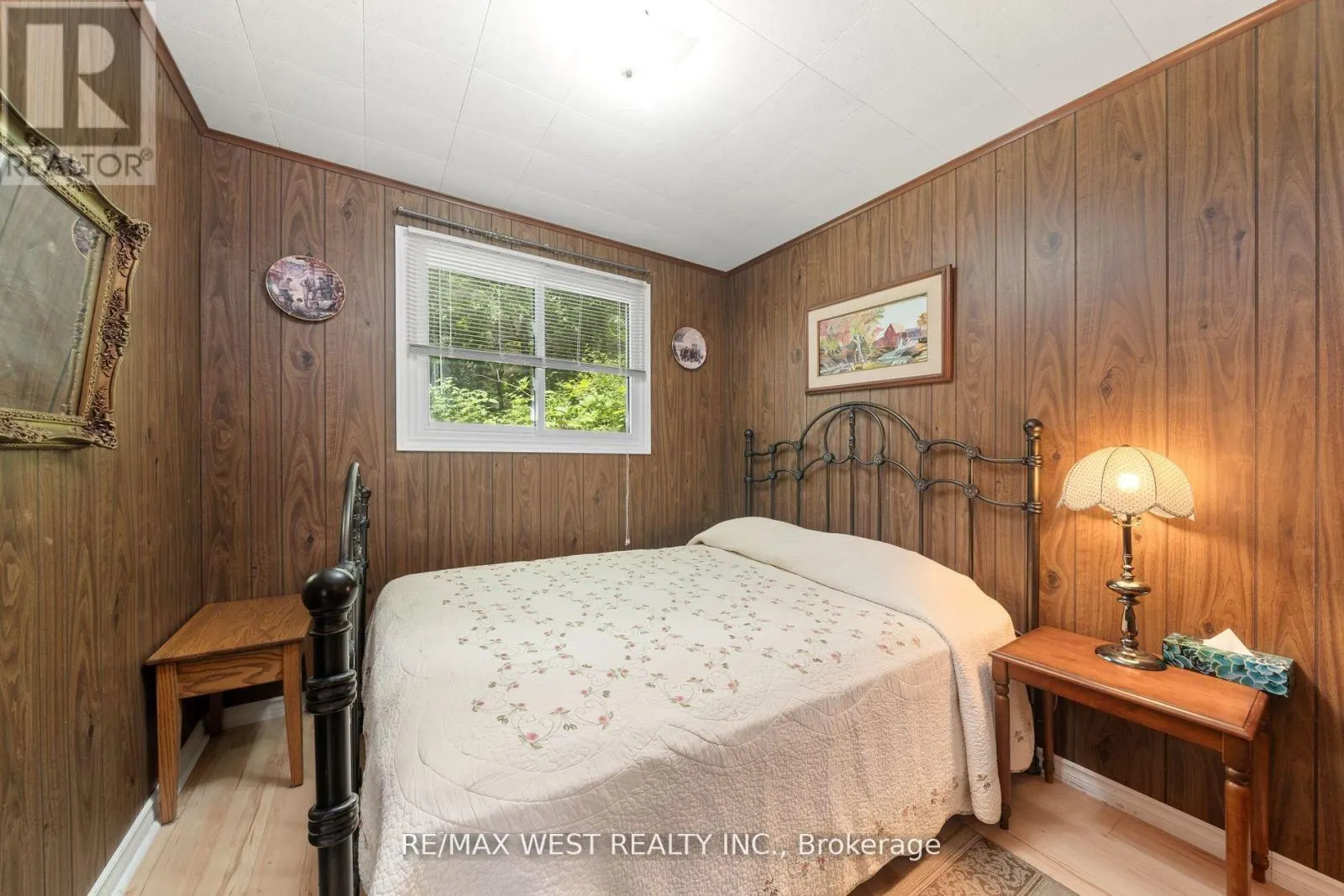 2735 SHEPHERD LANE