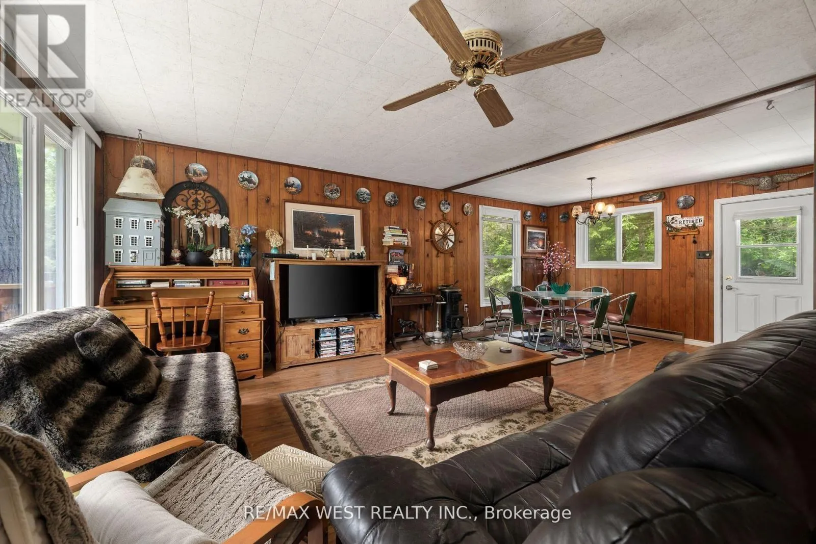 2735 SHEPHERD LANE
