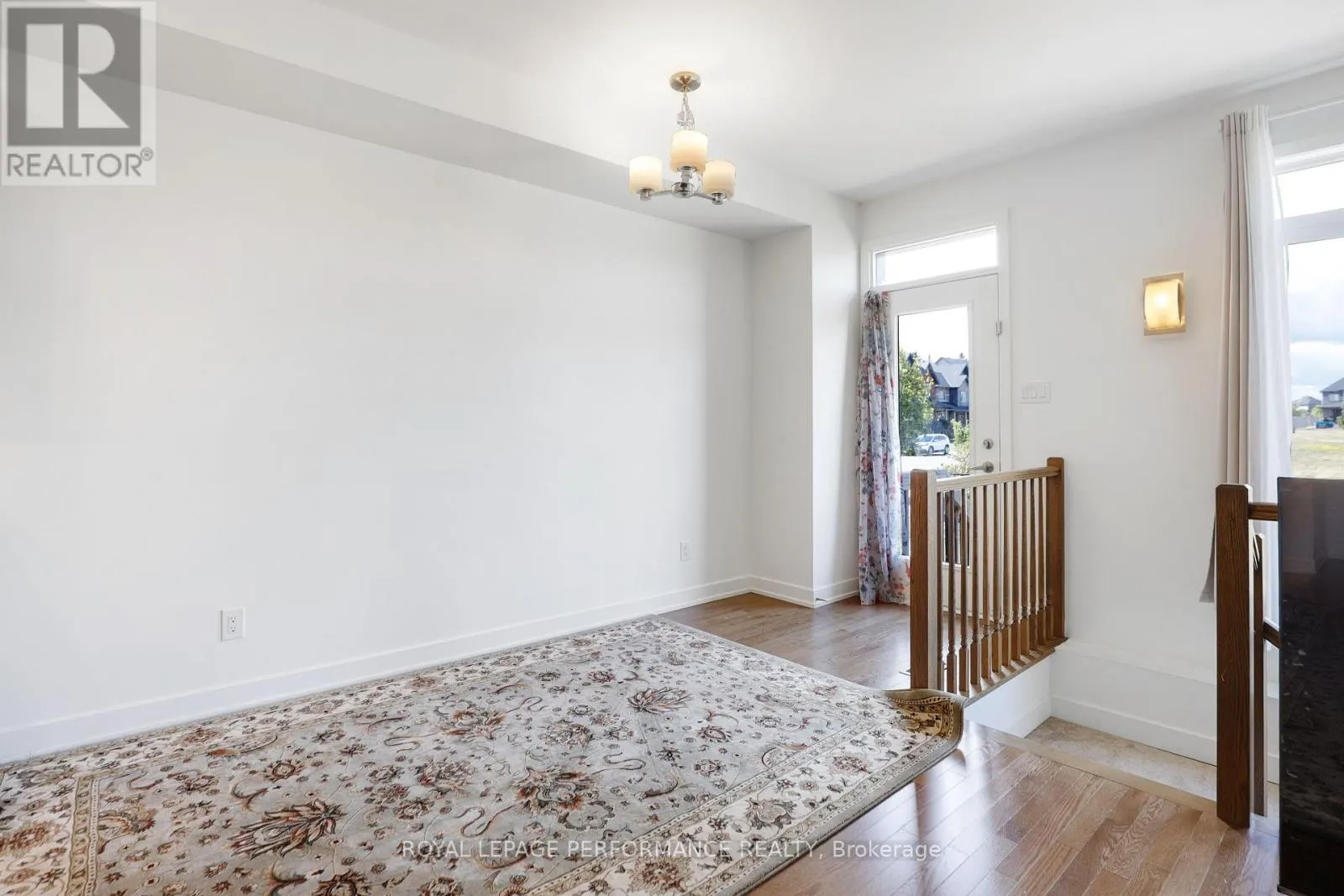 471 FERNSIDE STREET