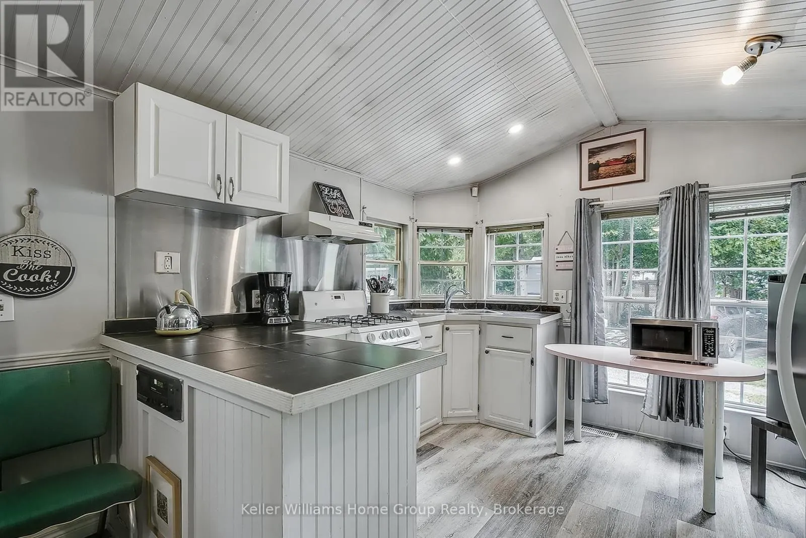 30 - 1085 10TH CONCESSION ROAD W, #30