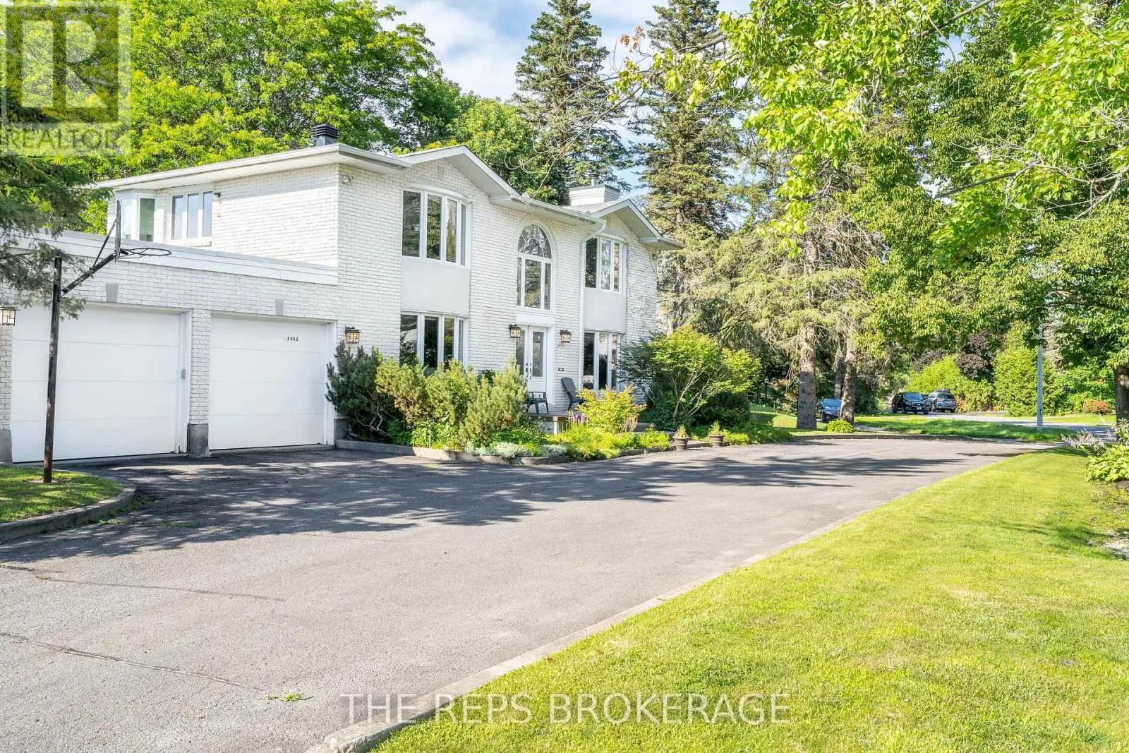 3062 UPPER OTTERSON PLACE
