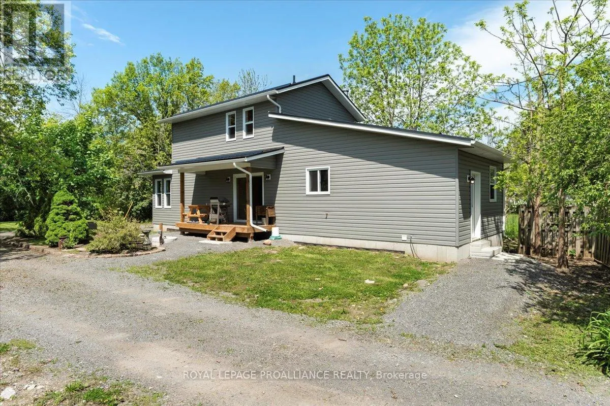 31 ASHE CRESCENT