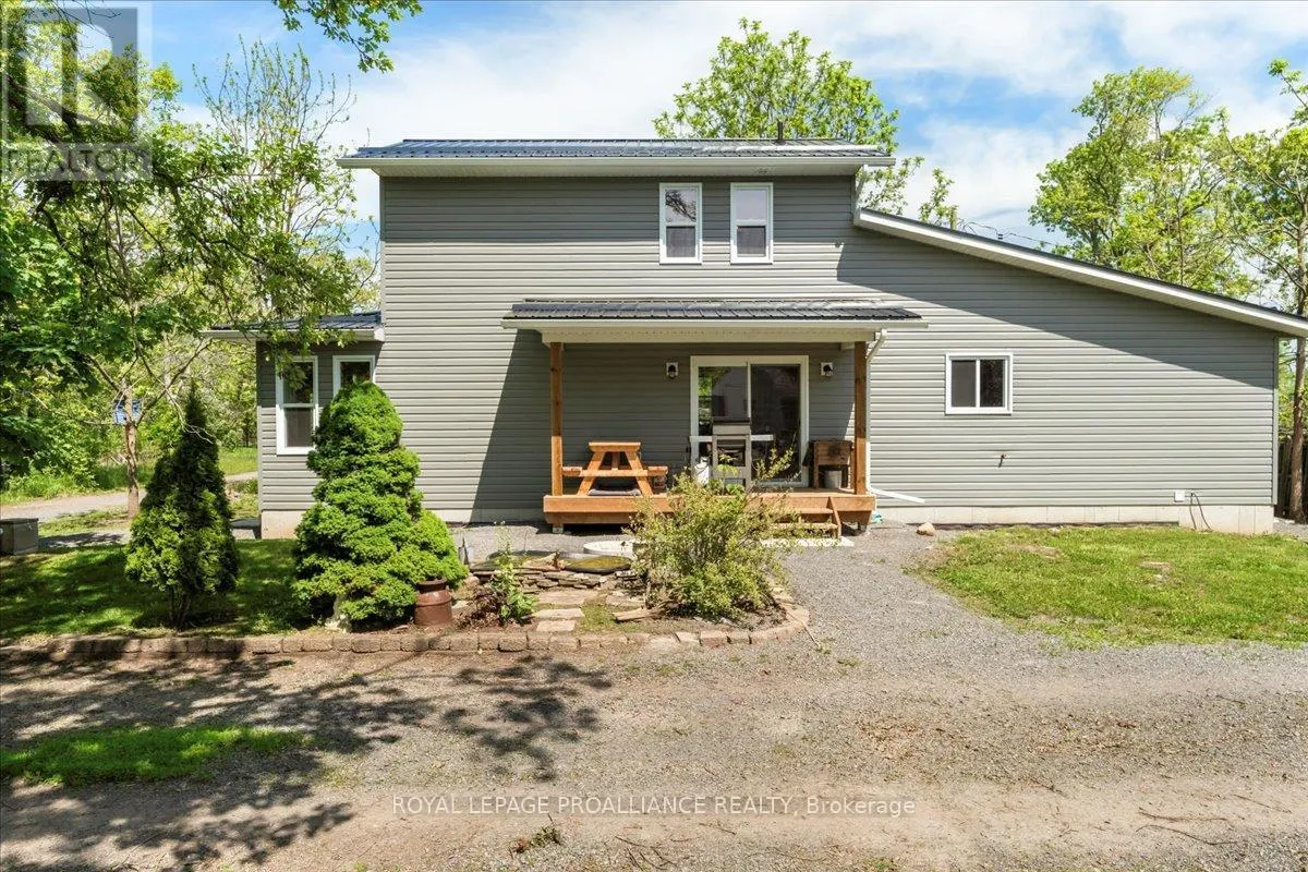 31 ASHE CRESCENT