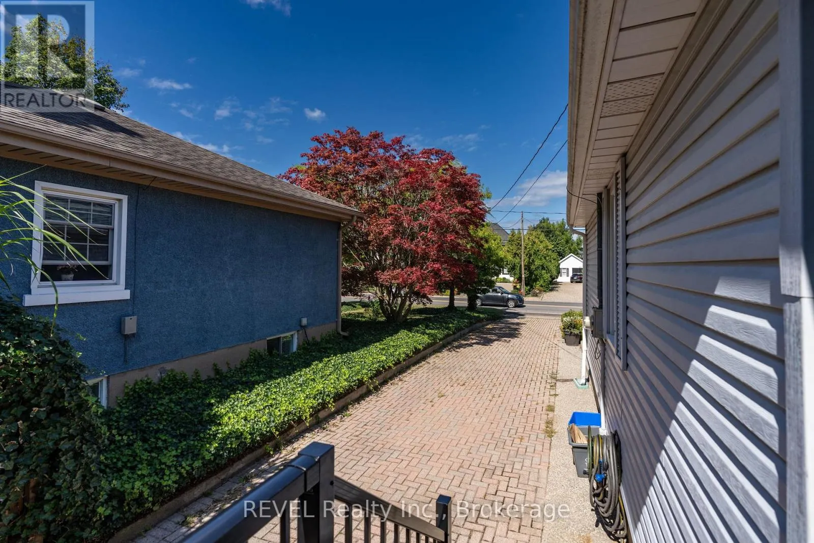 522 MISSISSAGUA STREET