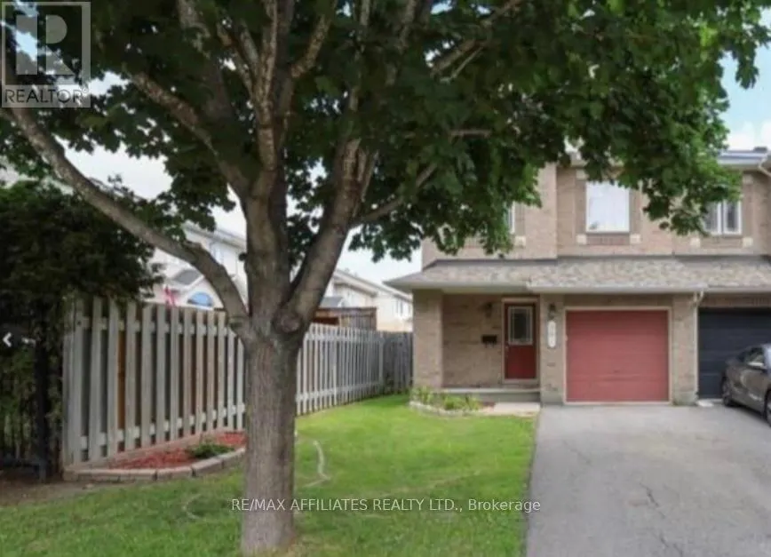 561 AQUAVIEW DRIVE
