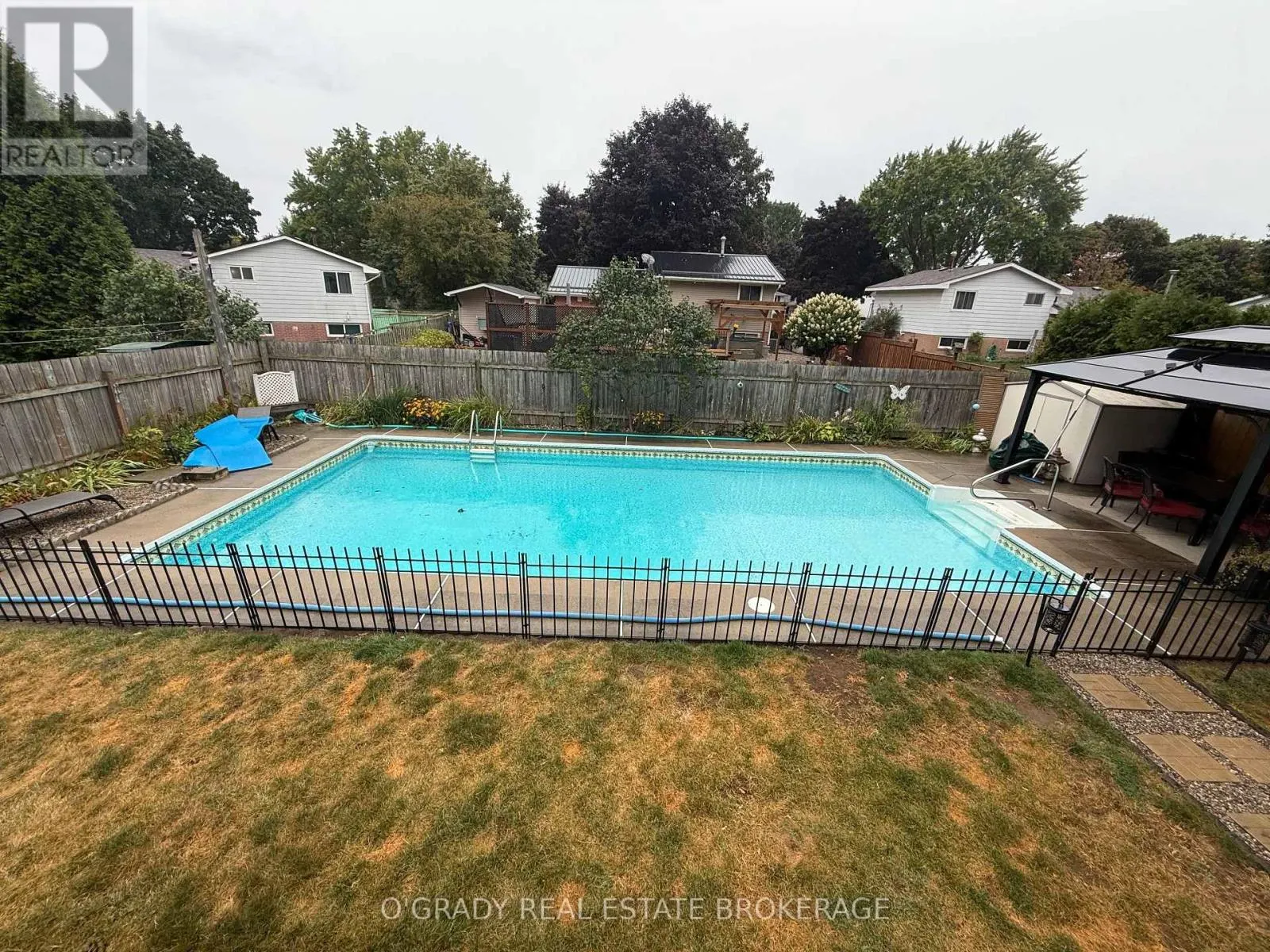 47 MEIGHEN CRESCENT