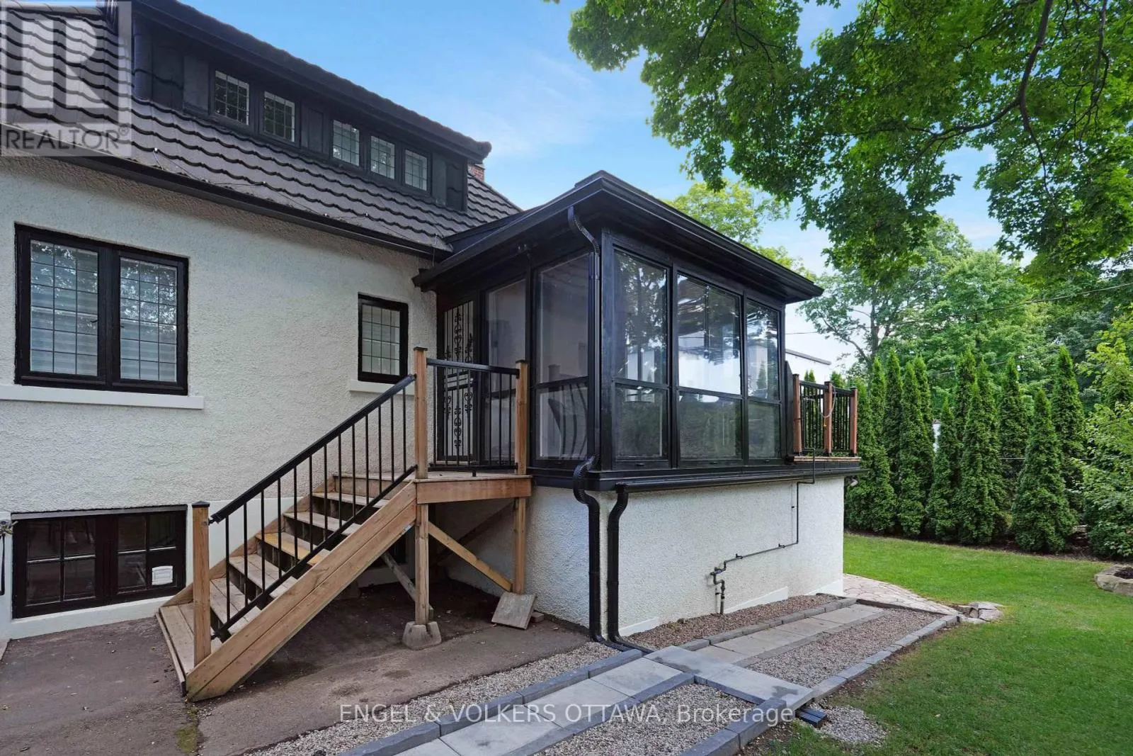 386 ASHBURY ROAD
