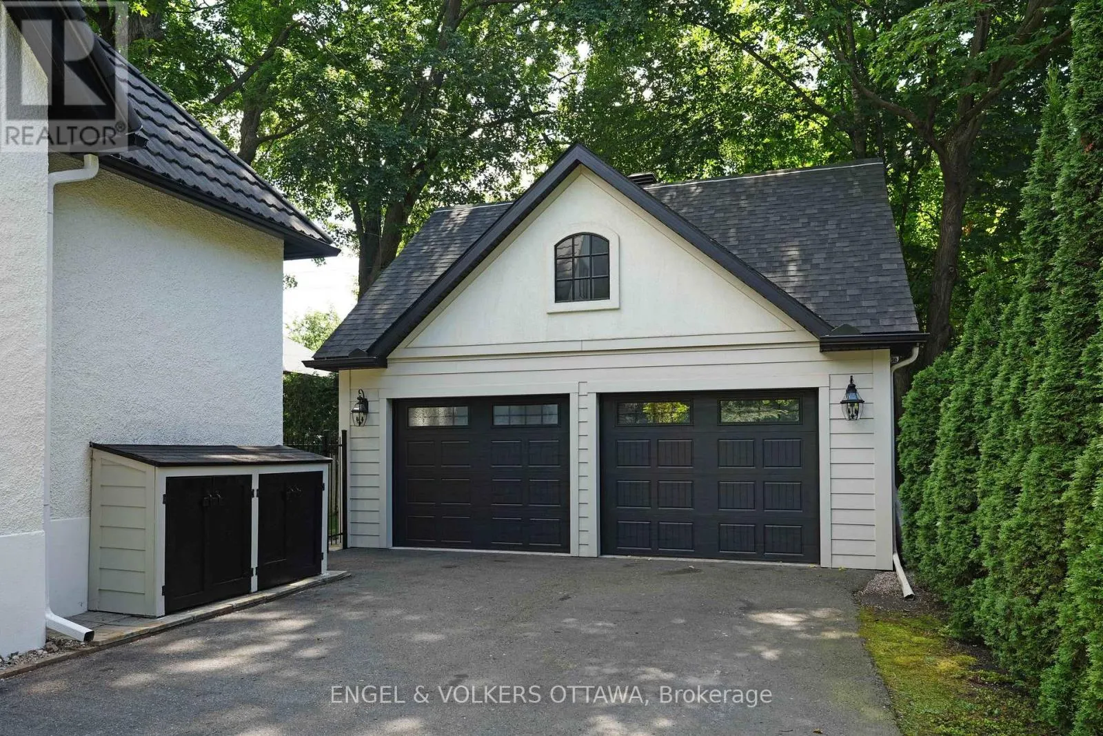 386 ASHBURY ROAD