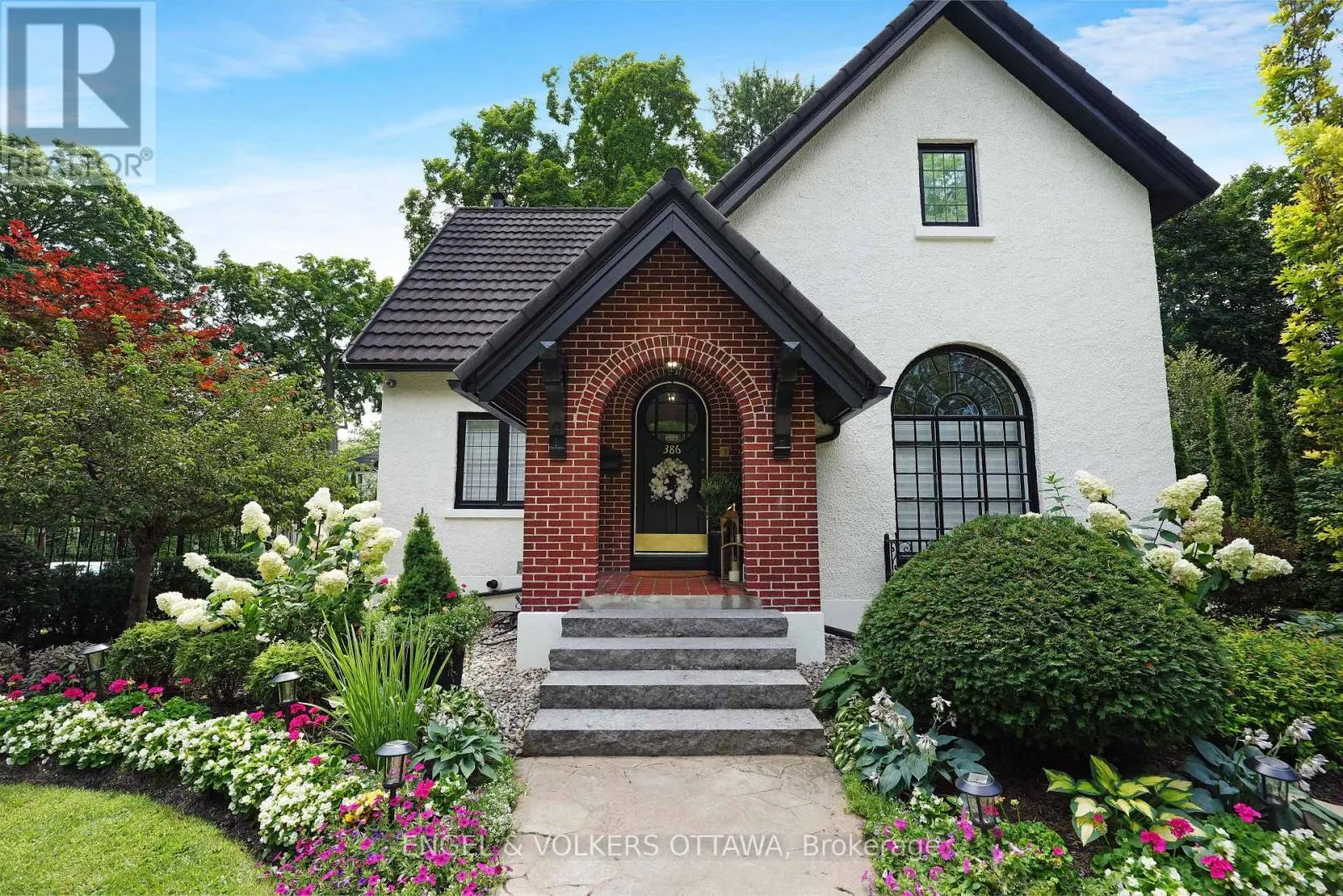 386 ASHBURY ROAD