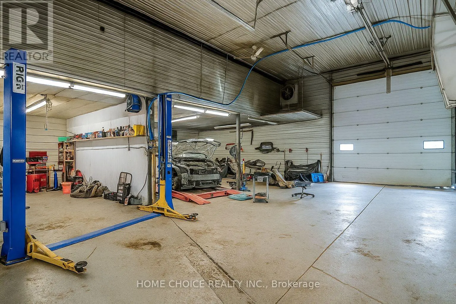3192 BUCKHORN LANE