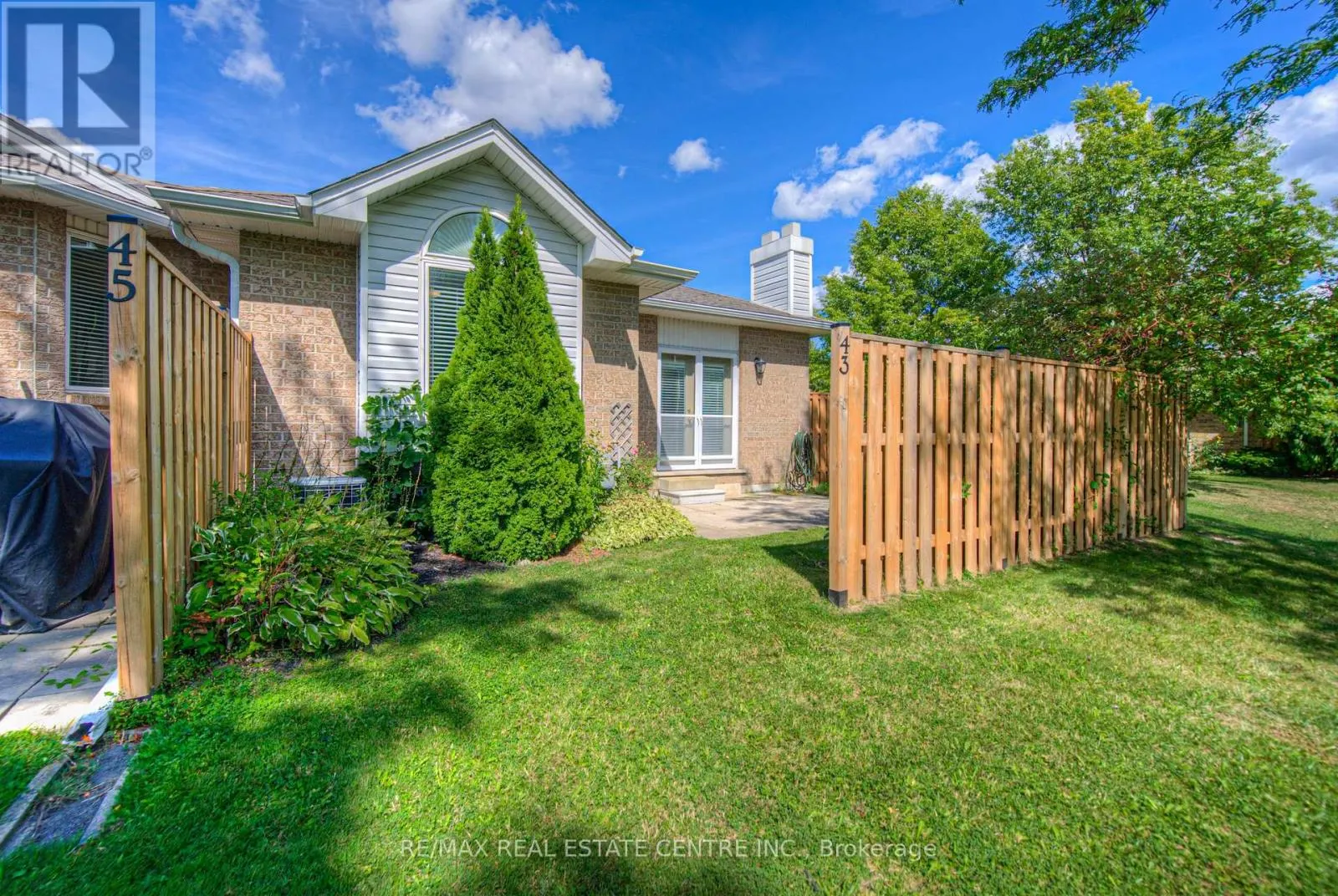 43 POSTOAKS DRIVE