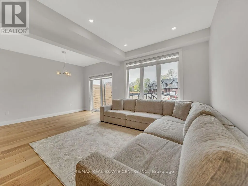 36 WALKER ROAD
