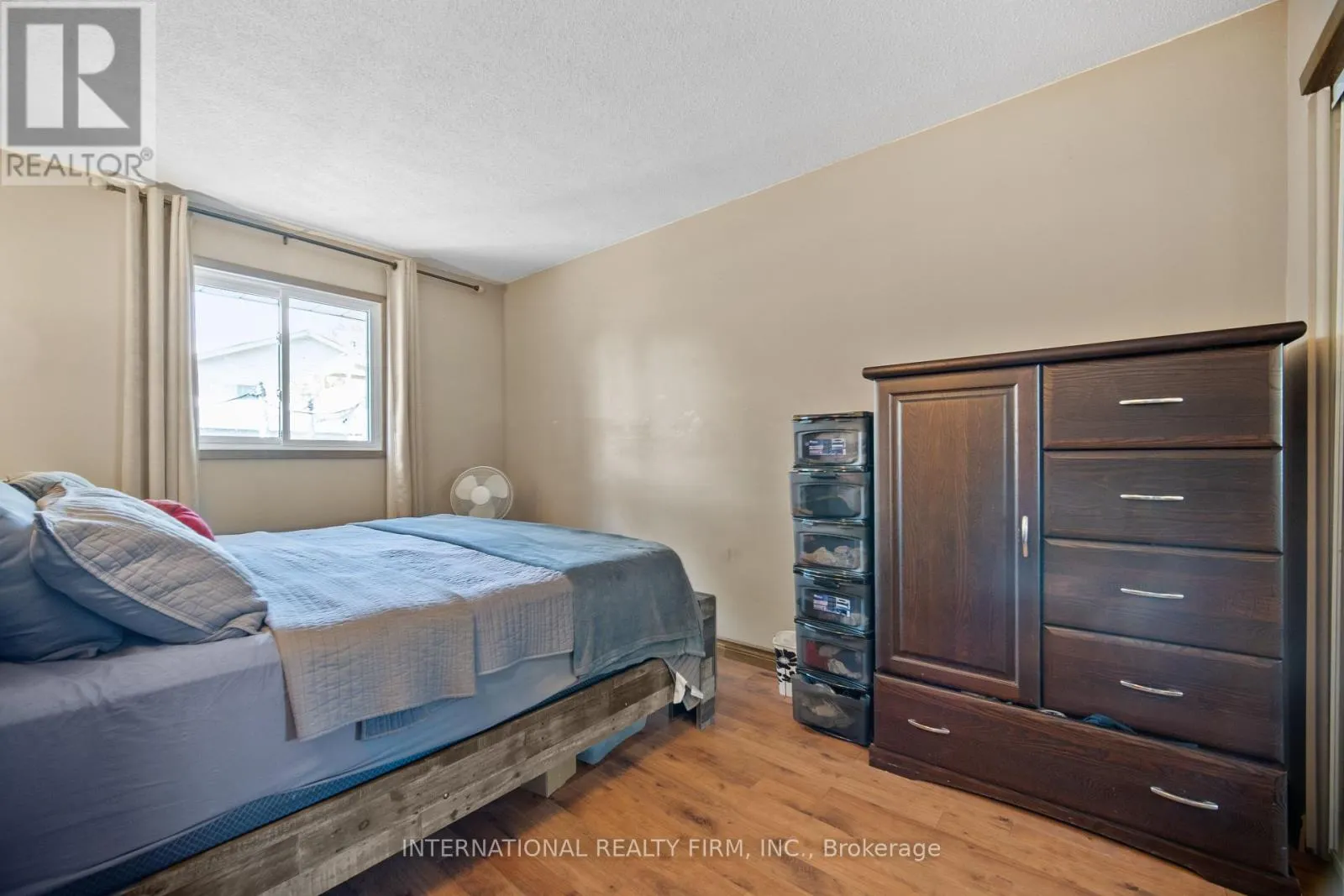 47 SPEIGHT CRESCENT
