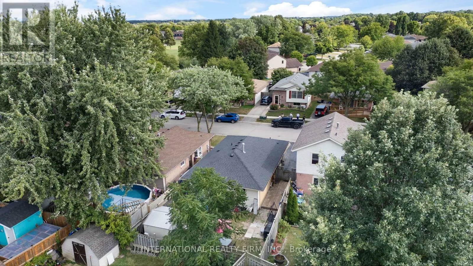 47 SPEIGHT CRESCENT