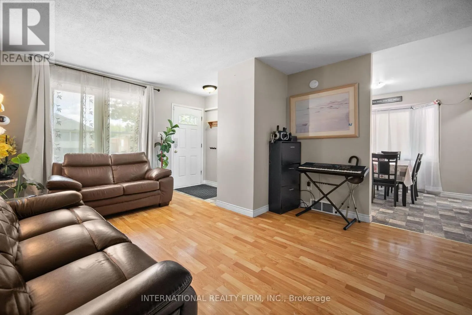 47 SPEIGHT CRESCENT